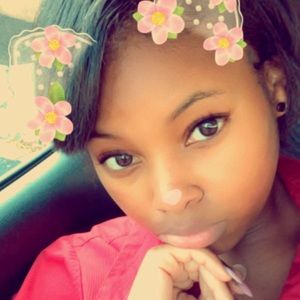 Meet your Posher, Kay